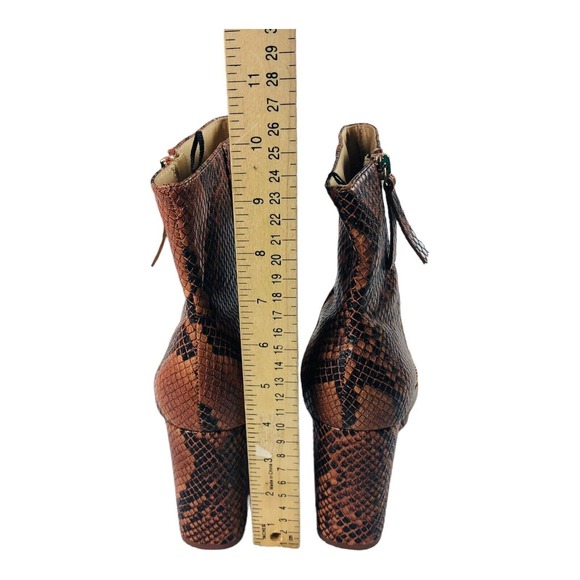3734 Divided by H&M Womens Brown Faux Leather Snake Embossed Boots Zip 40 8.5 - Picture 5 of 7
